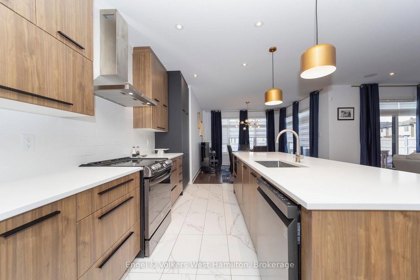 374 Big Dipper Street • Ottawa, ON photo 7