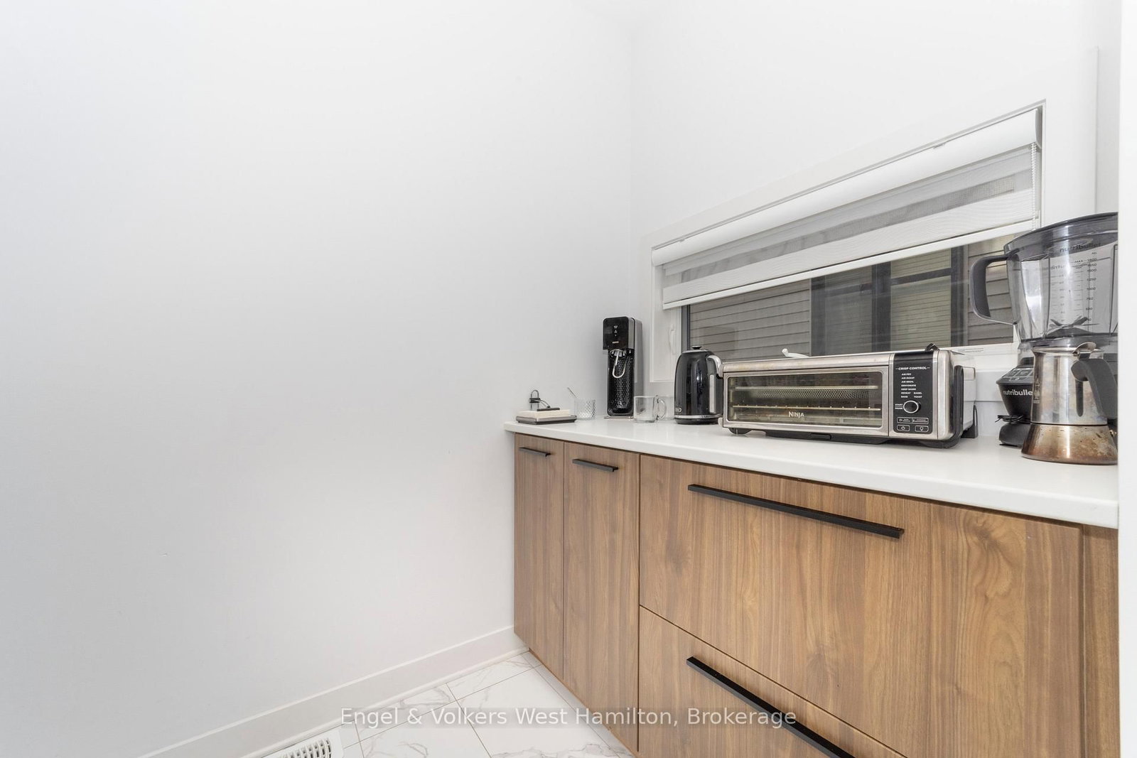 374 Big Dipper Street • Ottawa, ON photo 8