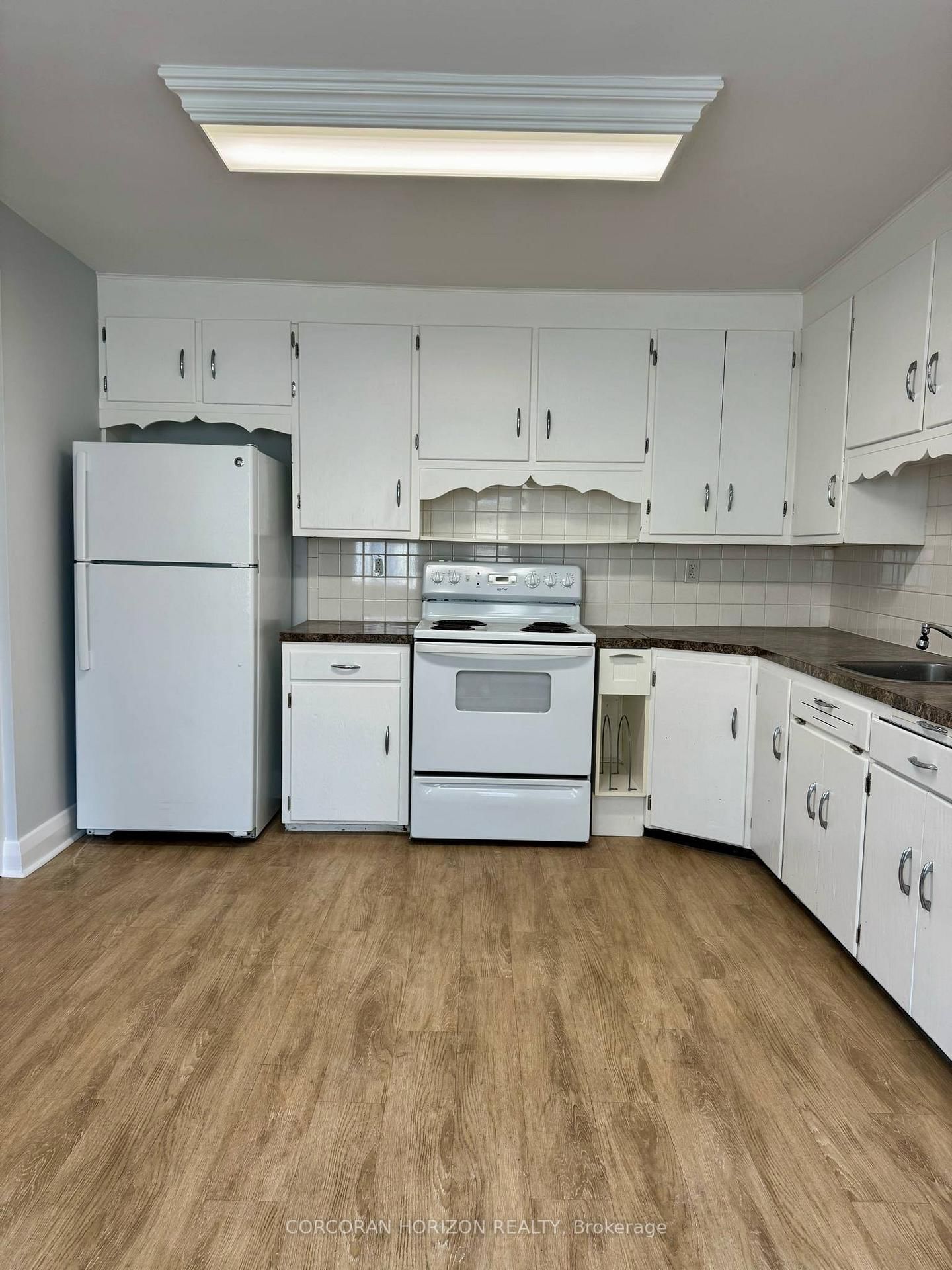 52 Walter Street - Photo 3