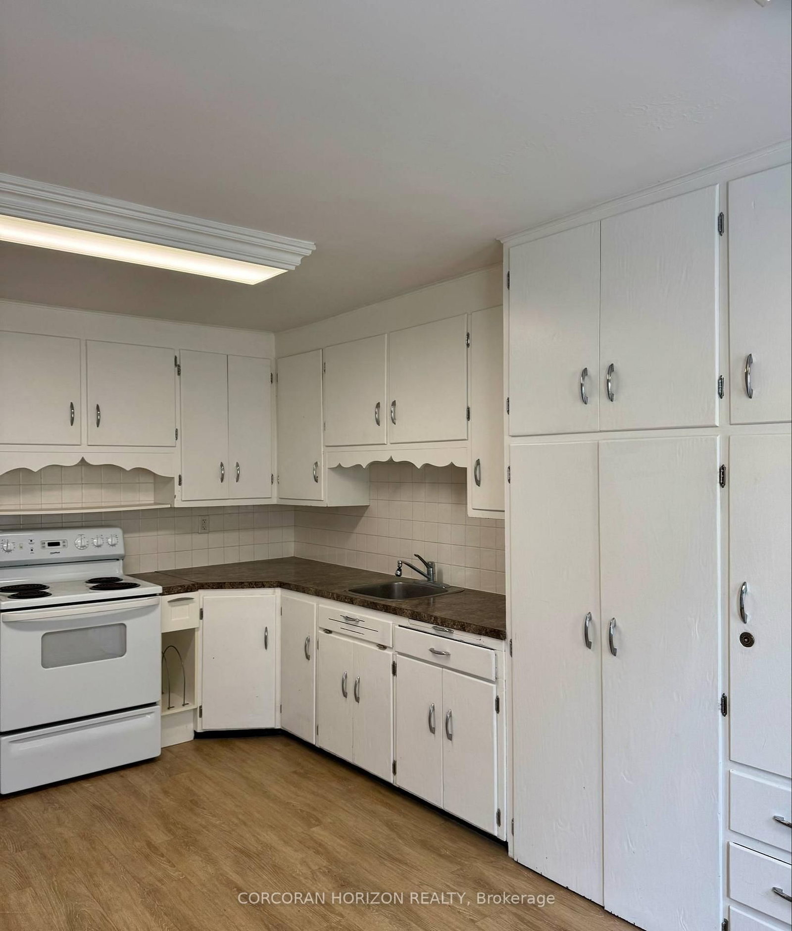 52 Walter Street - Photo 4