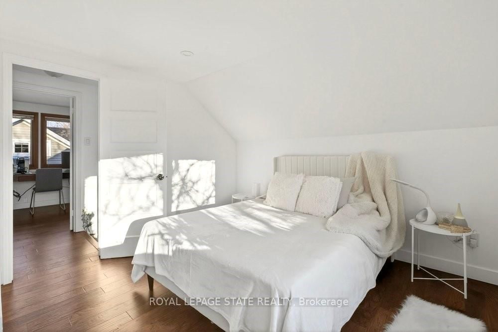 9 Morton Avenue - Photo 22