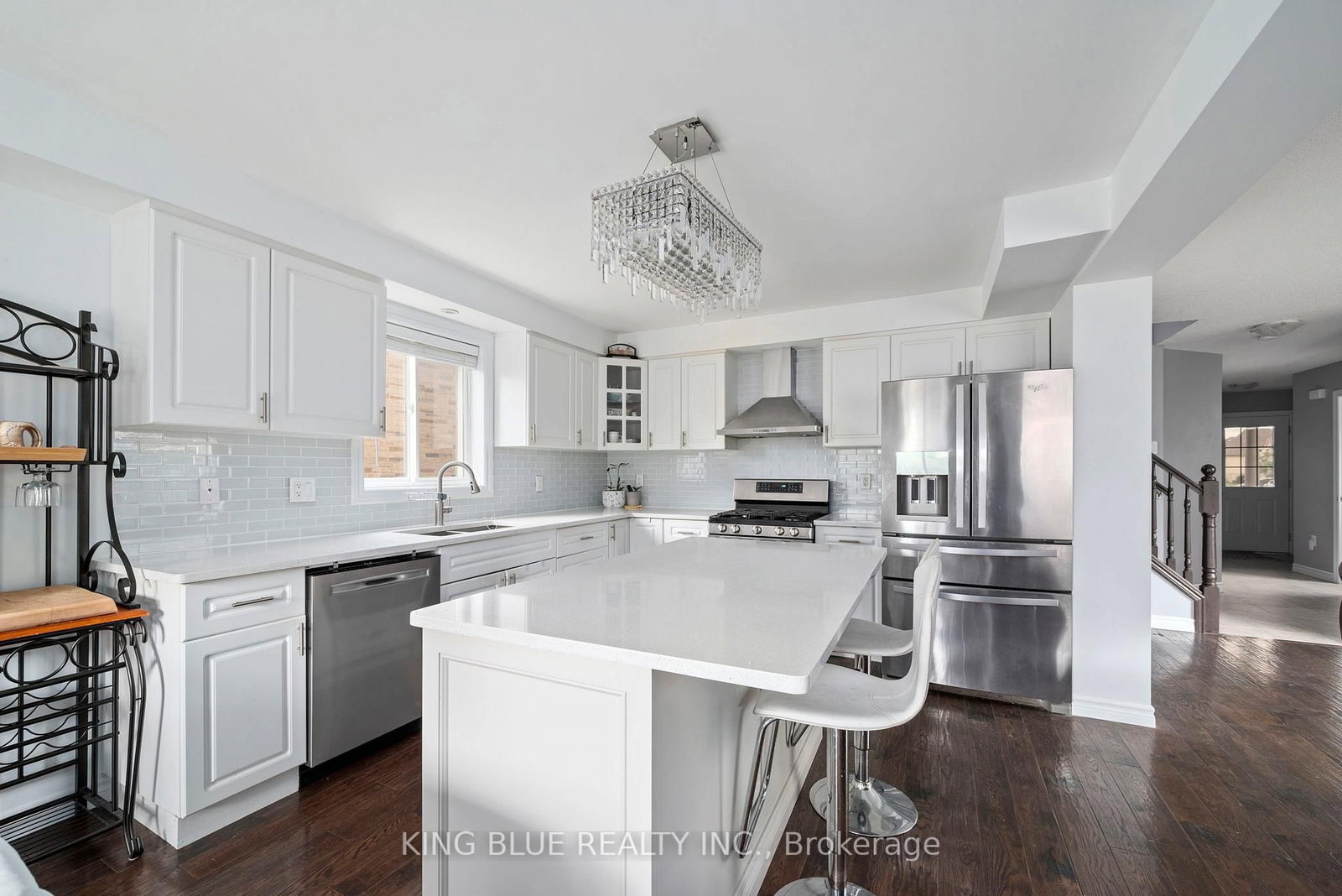 3339 JINNIES Way - Photo 10