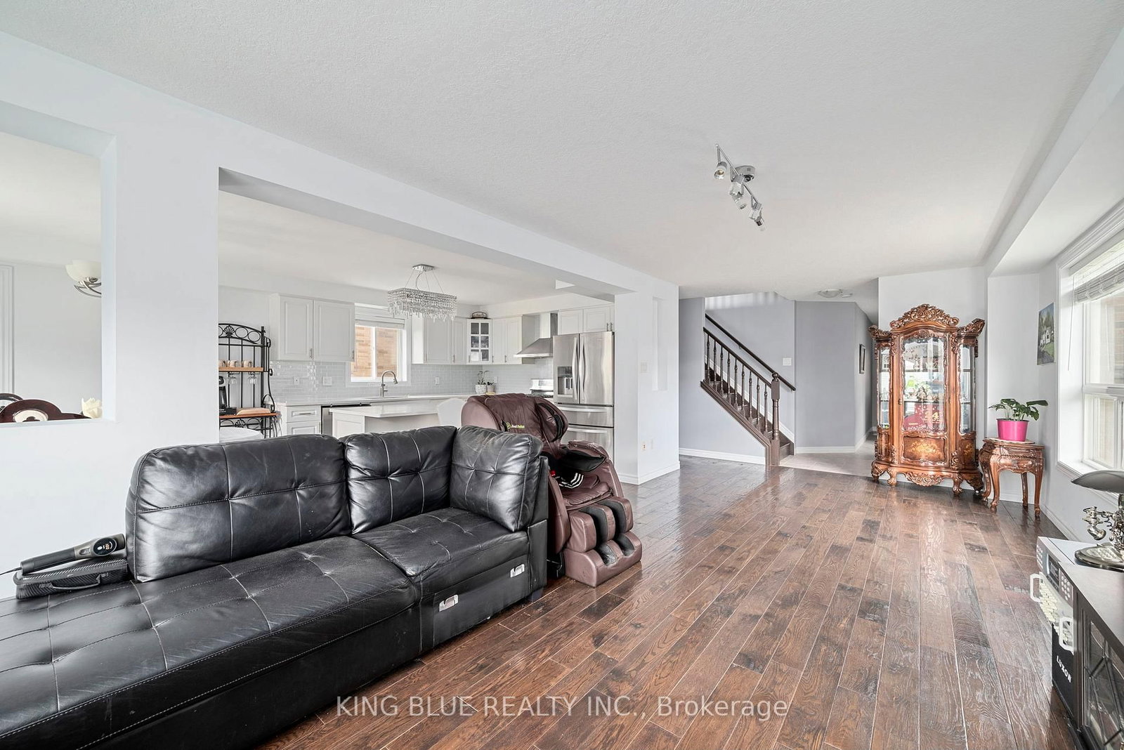 3339 JINNIES Way - Photo 12