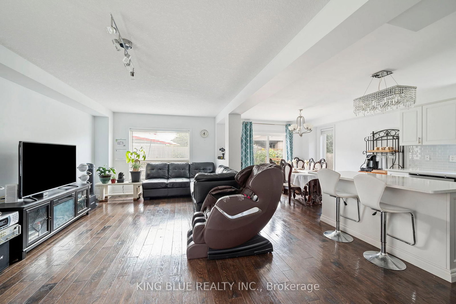 3339 JINNIES Way - Photo 15