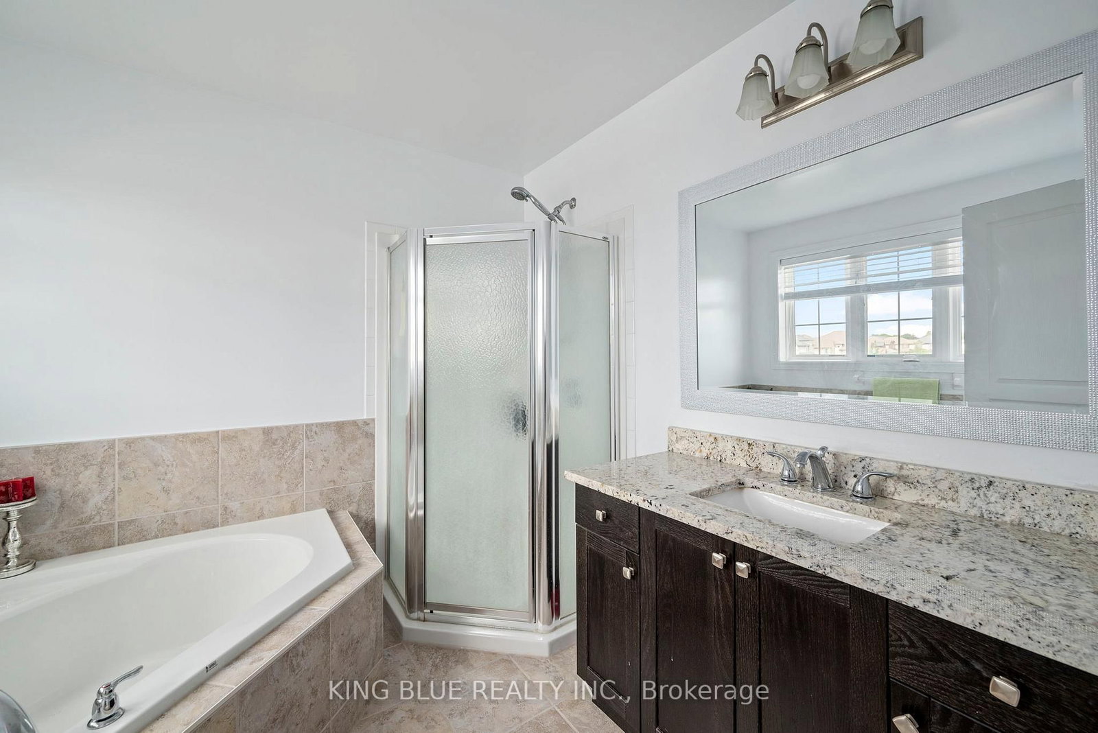 3339 JINNIES Way - Photo 21