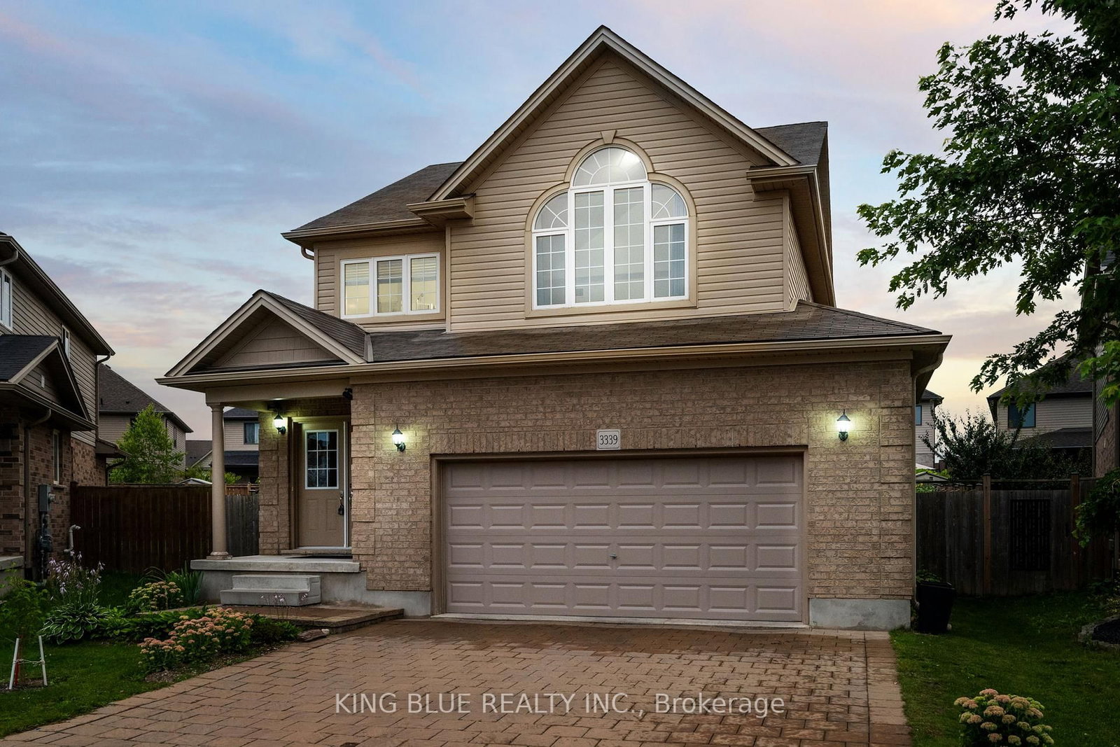 3339 JINNIES Way - Photo 36