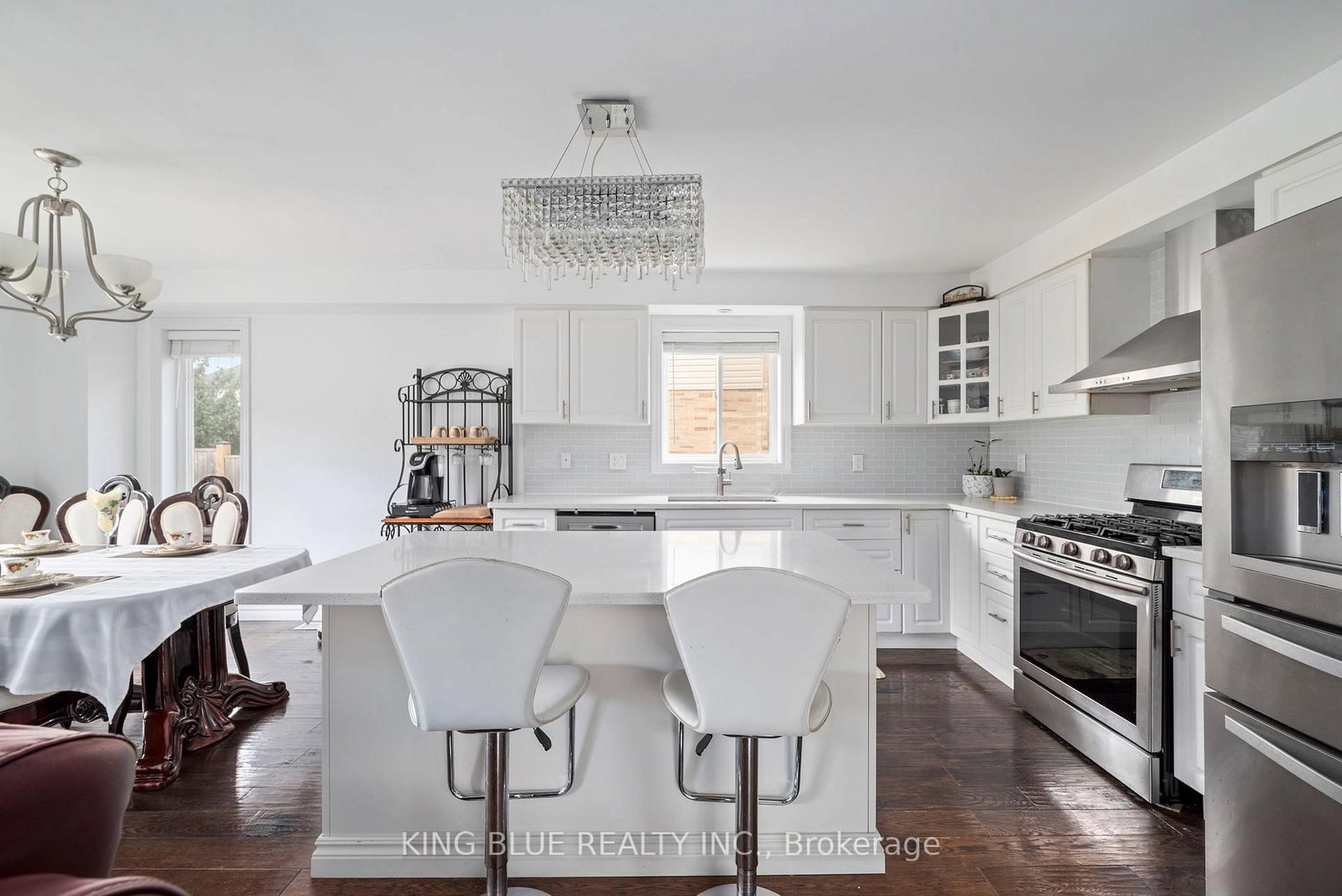 3339 JINNIES Way - Photo 6