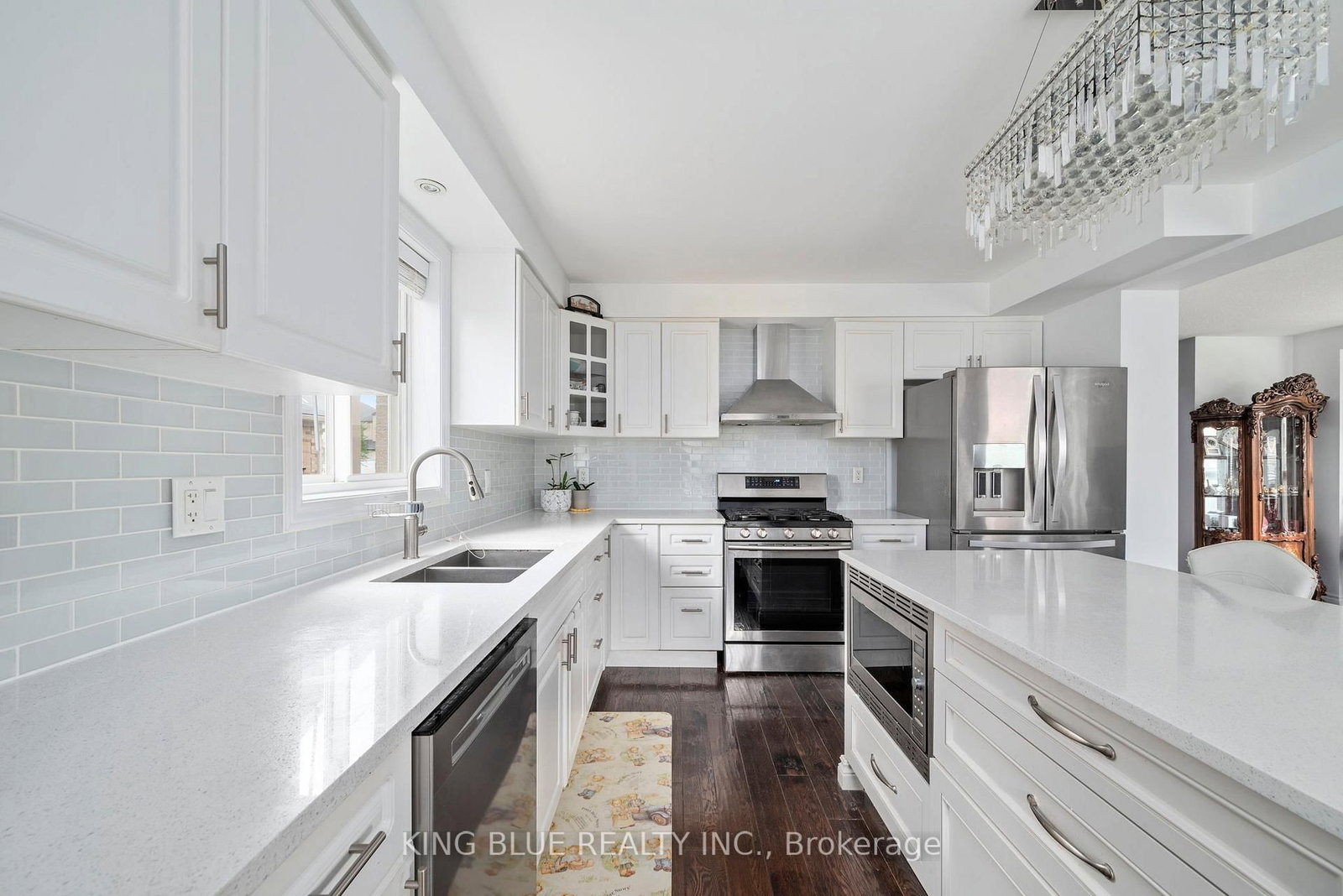 3339 JINNIES Way - Photo 8