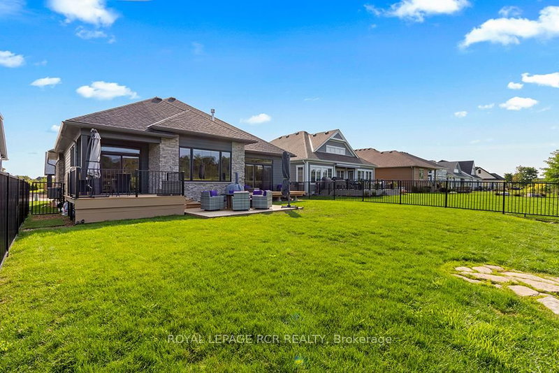 232 Snowberry Lane, Georgian Bluffs, N0H 1S0 | Image 2