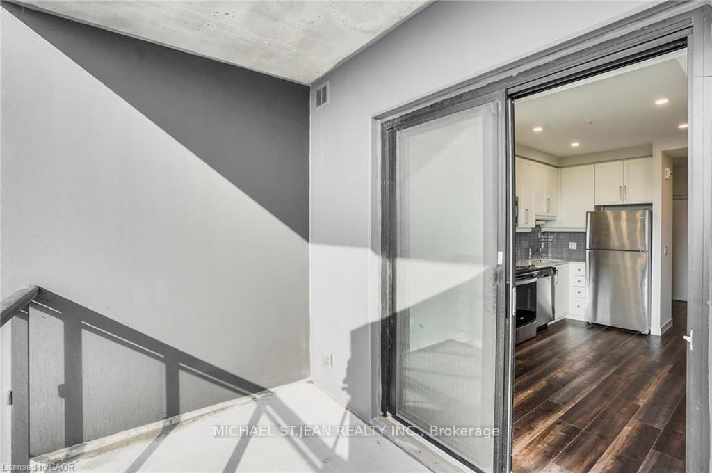 Condo for sale at 1204-15 Queen Street, Hamilton, Ontario, L8P 3R6 - Central - MLS: X12992264