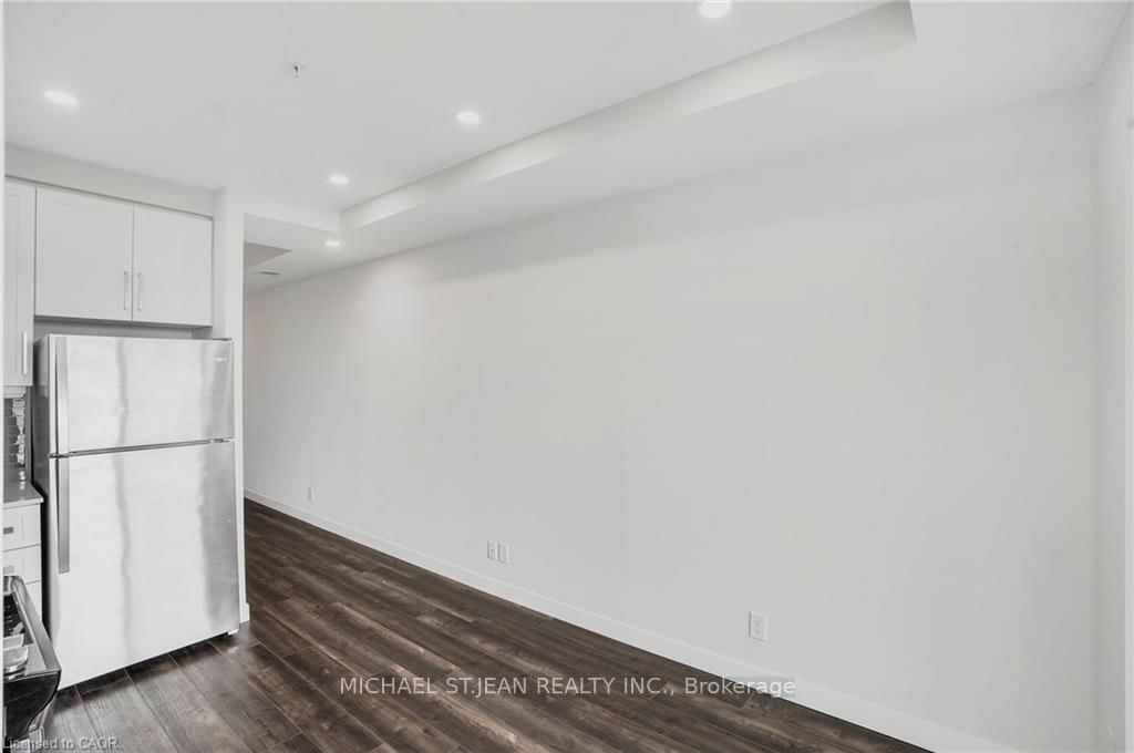 Condo for sale at 1204-15 Queen Street, Hamilton, Ontario, L8P 3R6 - Central - MLS: X12992264