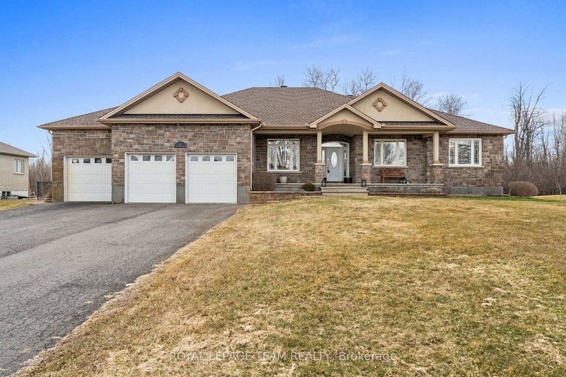 6673 Pebble Trail Way, Greely, K4P 0B6 | Image 2