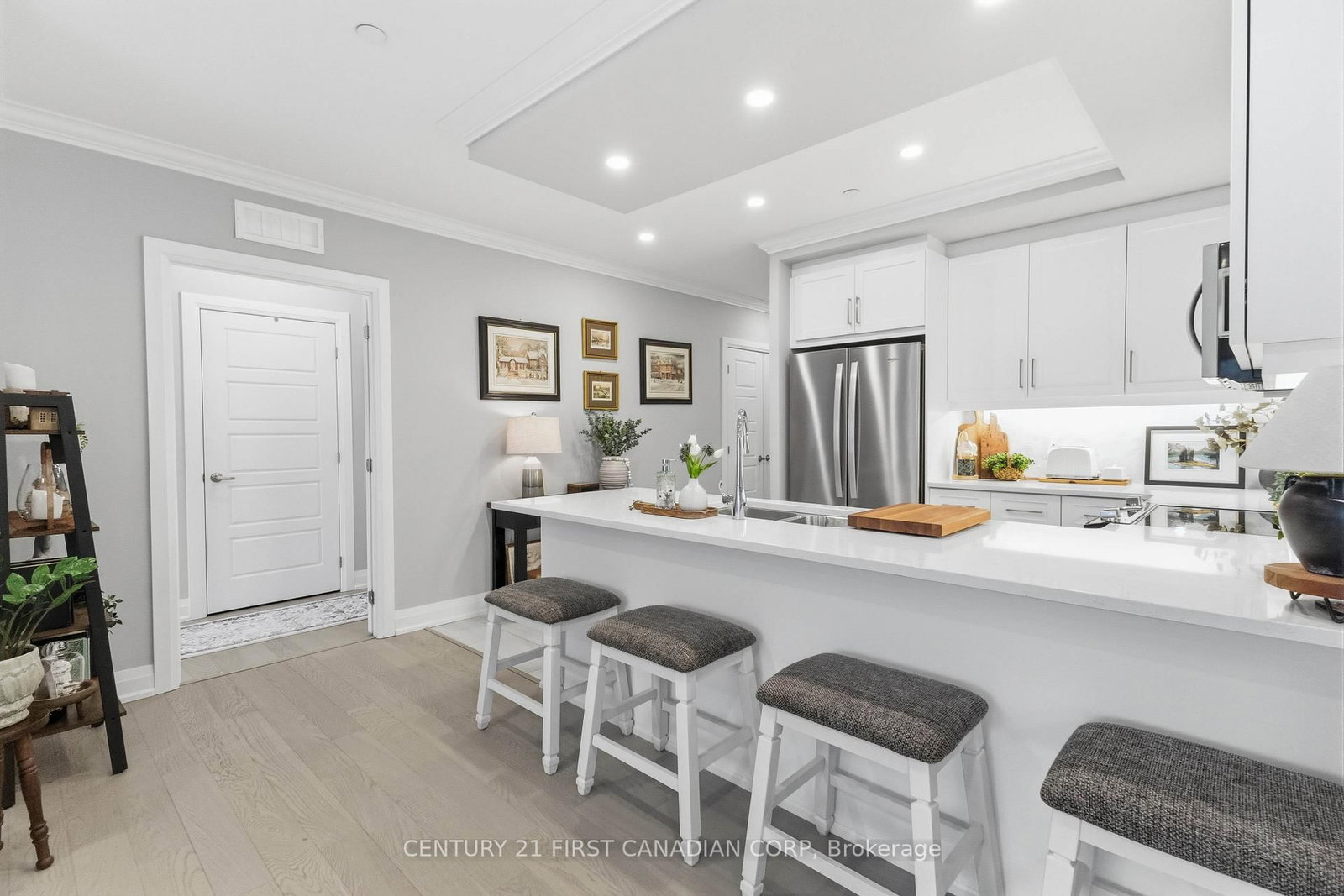 1975 Fountain Grass Drive, Unit 105 - Photo 16