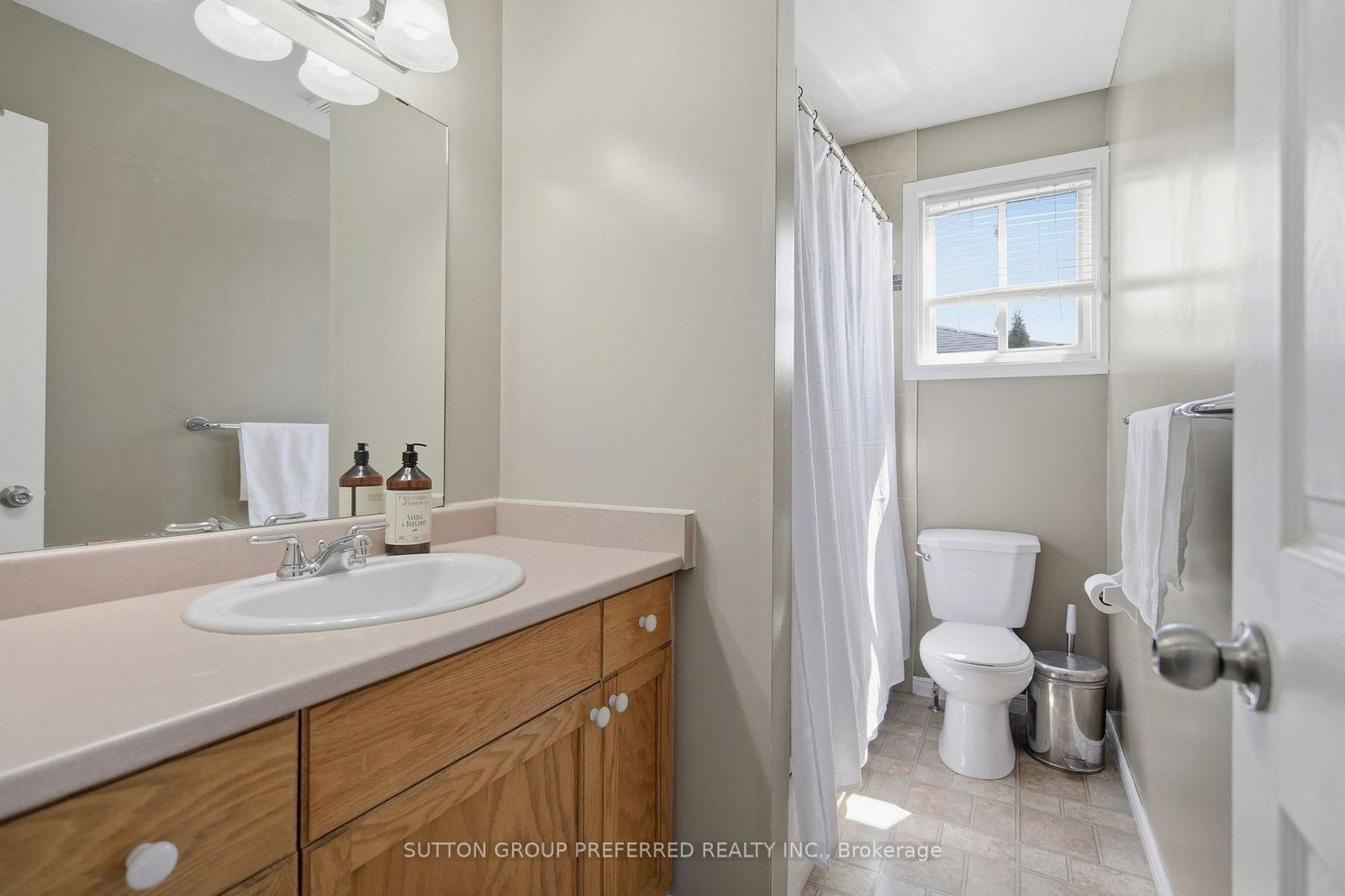 227 Edmunds Place • London South, ON photo 30