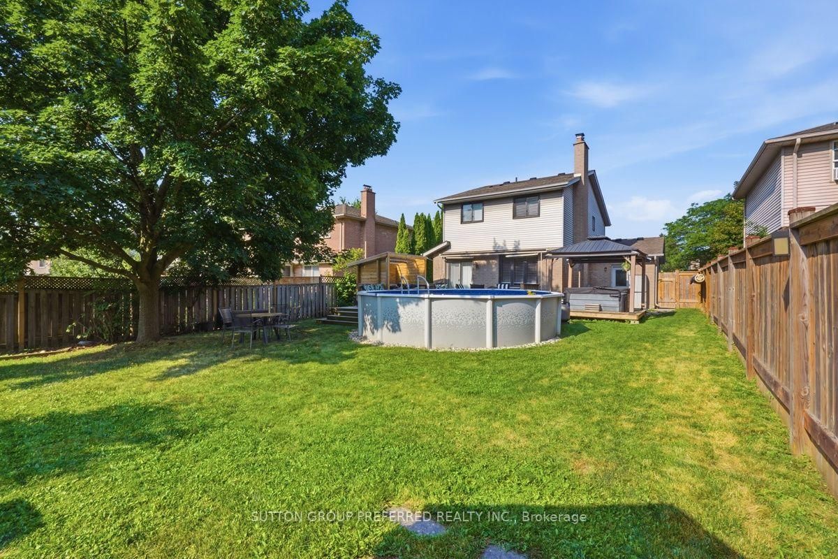 227 Edmunds Place • London South, ON photo 44