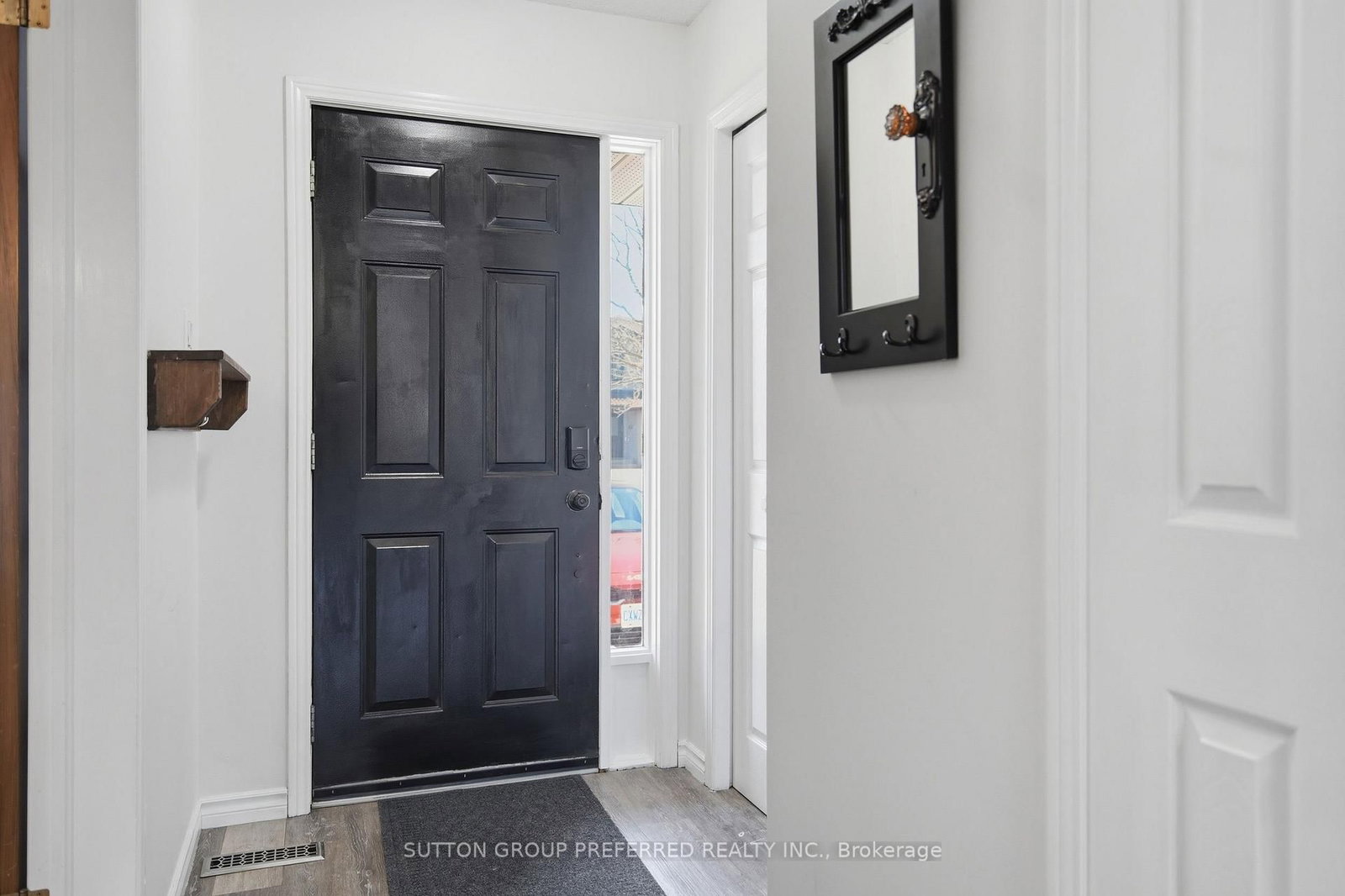227 Edmunds Place • London South, ON photo 5