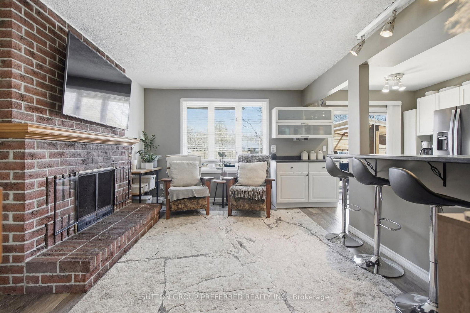 227 Edmunds Place • London South, ON photo 7