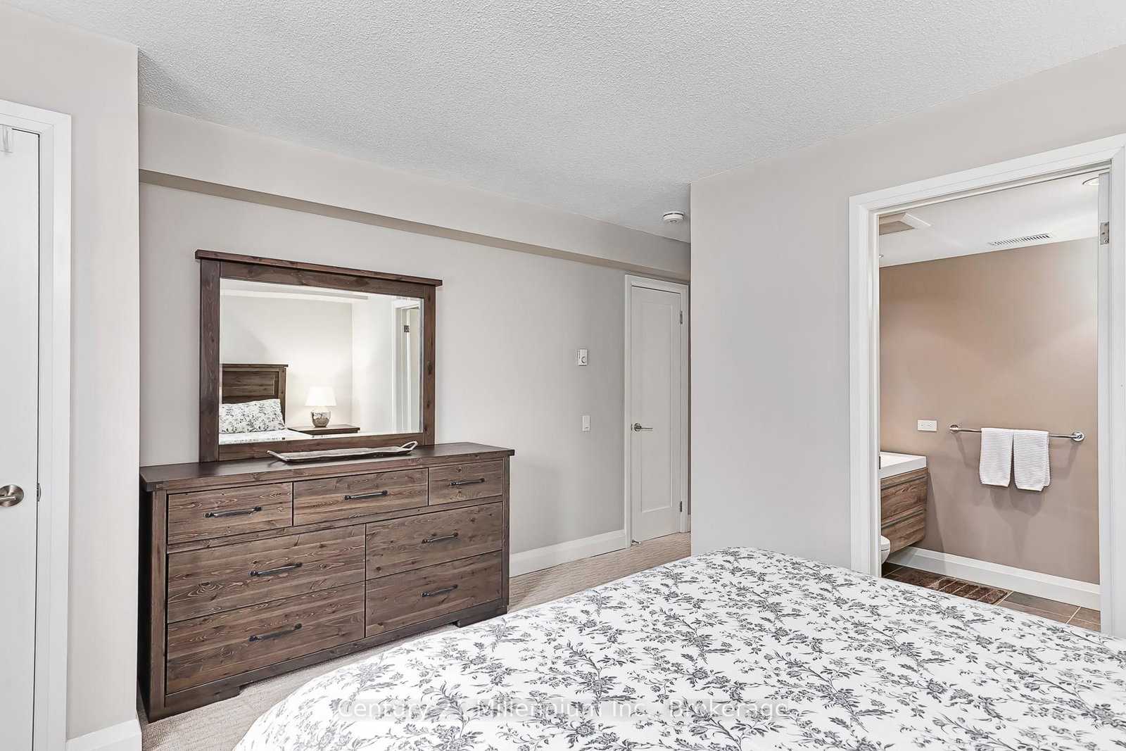 110 Fairway Court, Unit 102 - Photo 21