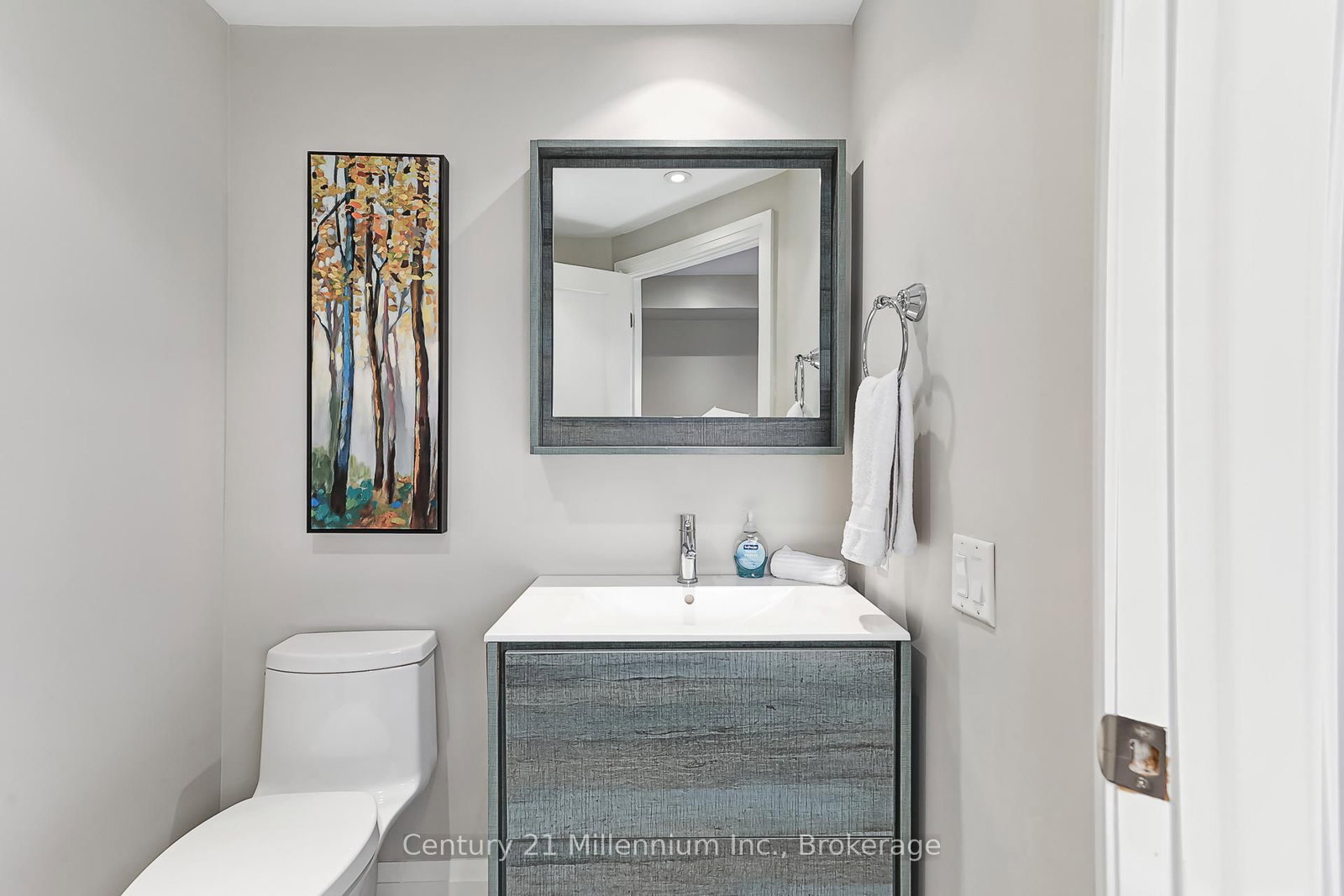 110 Fairway Court, Unit 102 - Photo 5