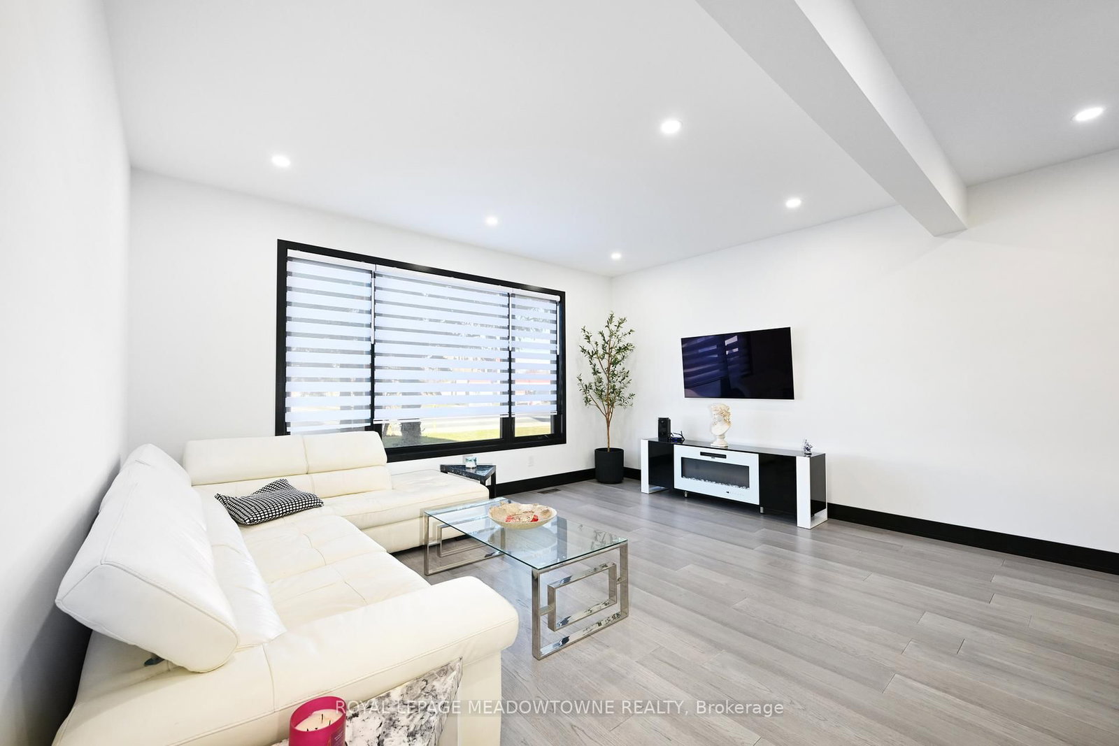 374 Highway 8 - Photo 4