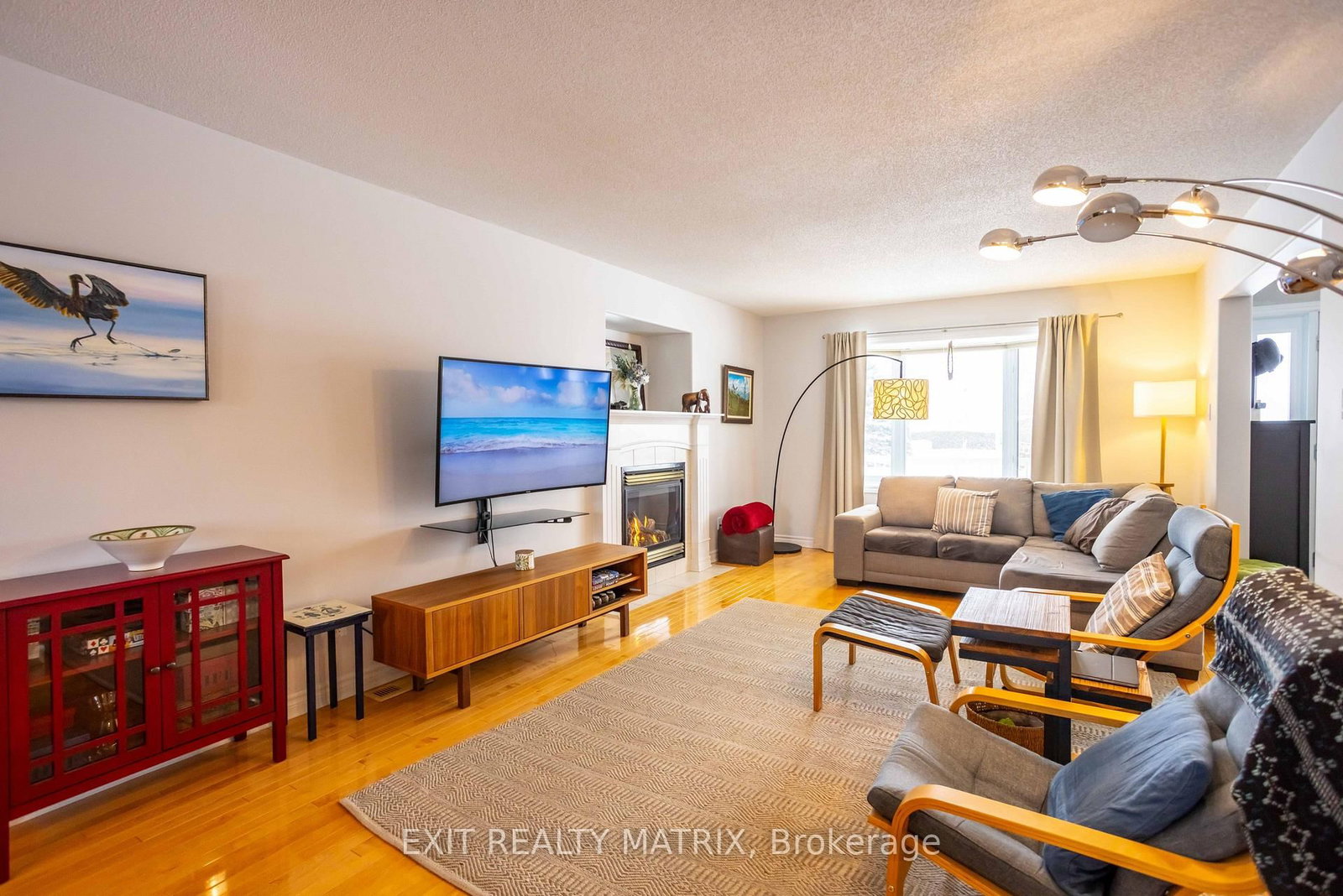 Detached House for sale at 106 Lachaine Street, Russell, Ontario, K0A 3H0 - Embrun - MLS: X12992506