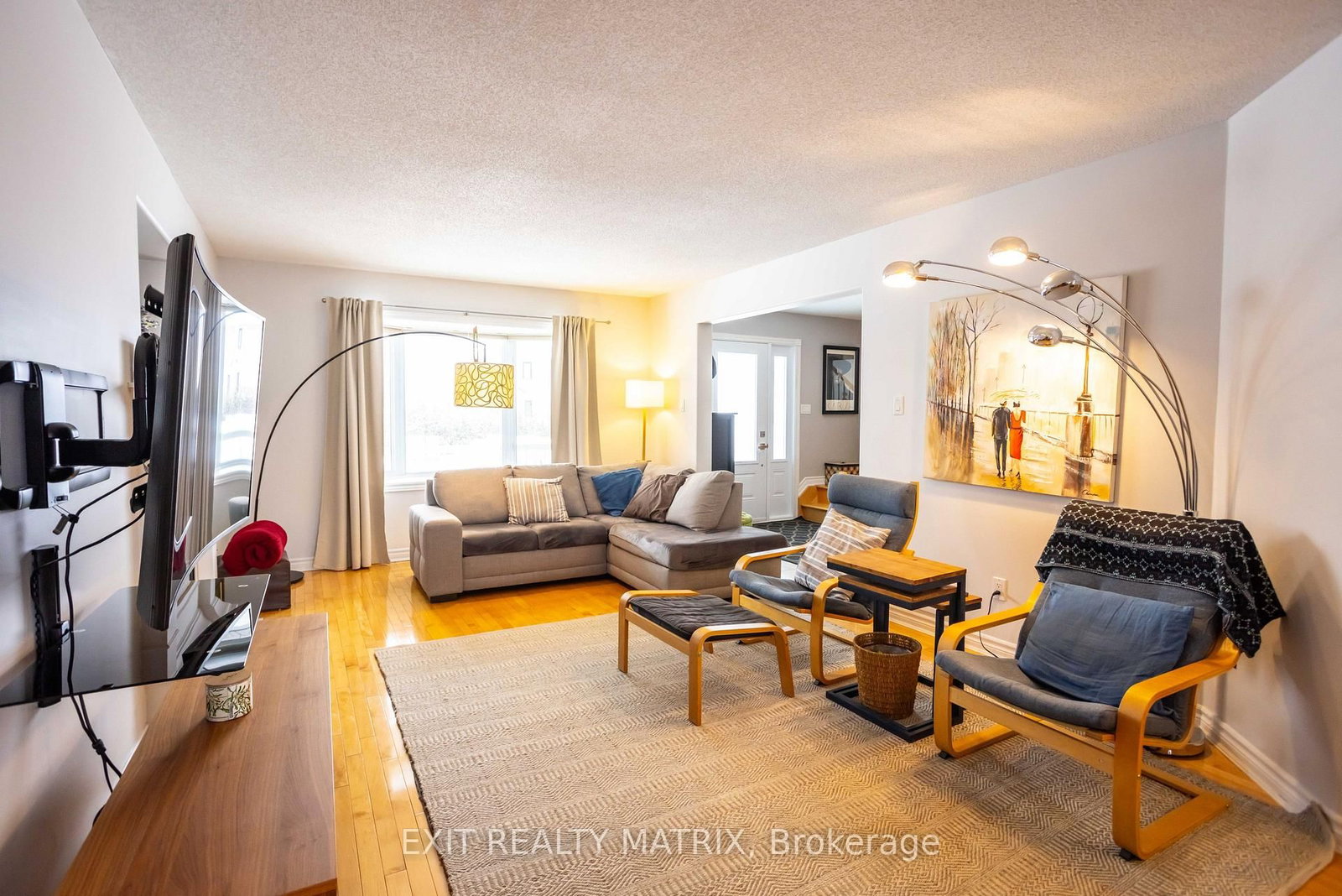 Detached House for sale at 106 Lachaine Street, Russell, Ontario, K0A 3H0 - Embrun - MLS: X12992506