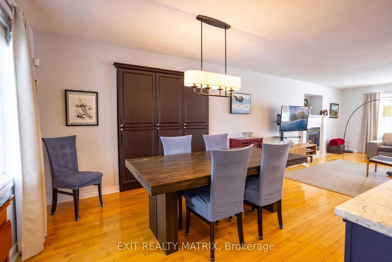 Detached House for sale at 106 Lachaine Street, Russell, Ontario, K0A 3H0 - Embrun - MLS: X12992506