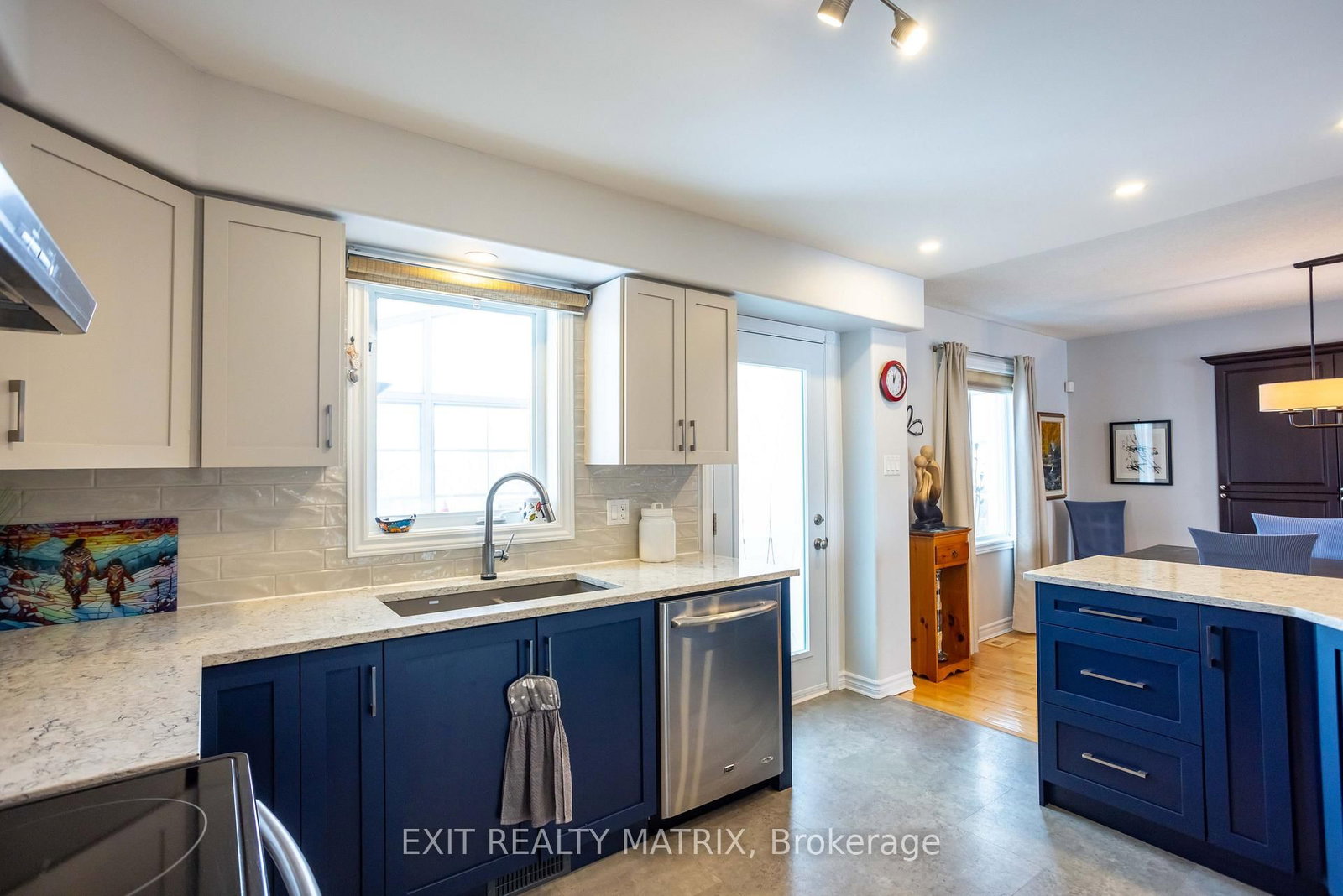 Detached House for sale at 106 Lachaine Street, Russell, Ontario, K0A 3H0 - Embrun - MLS: X12992506