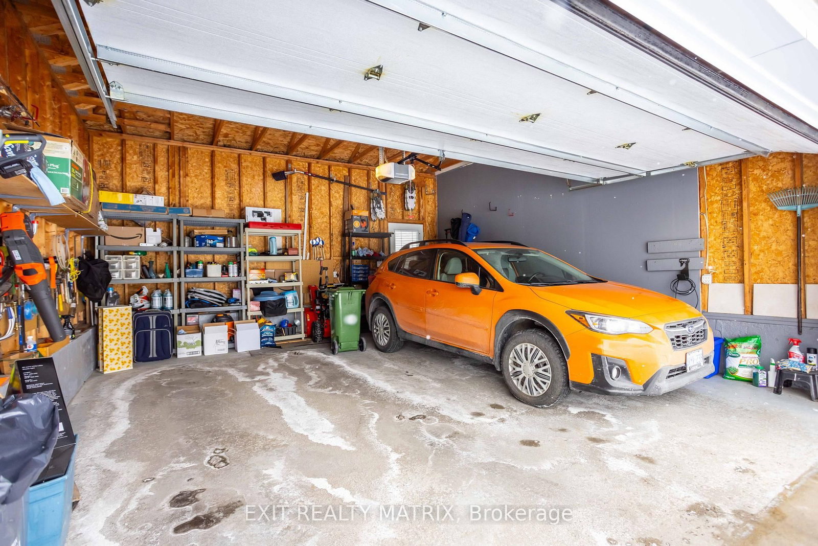 Detached House for sale at 106 Lachaine Street, Russell, Ontario, K0A 3H0 - Embrun - MLS: X12992506