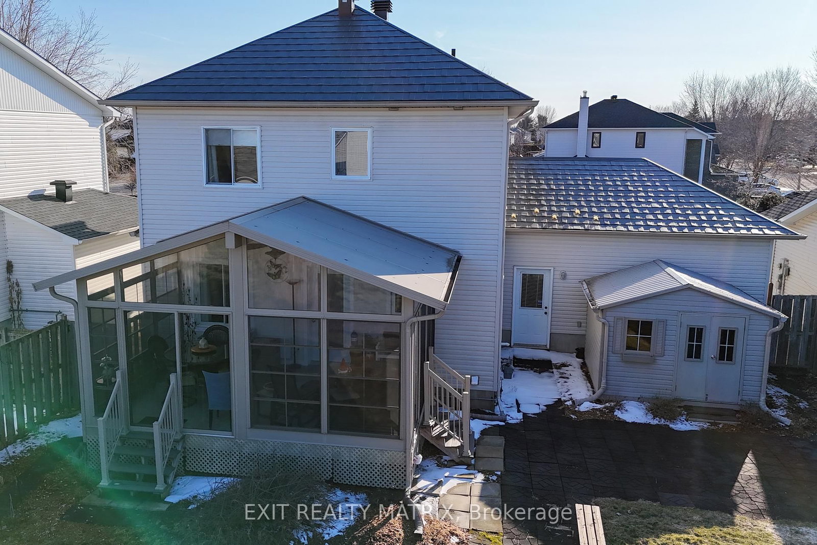 Detached House for sale at 106 Lachaine Street, Russell, Ontario, K0A 3H0 - Embrun - MLS: X12992506