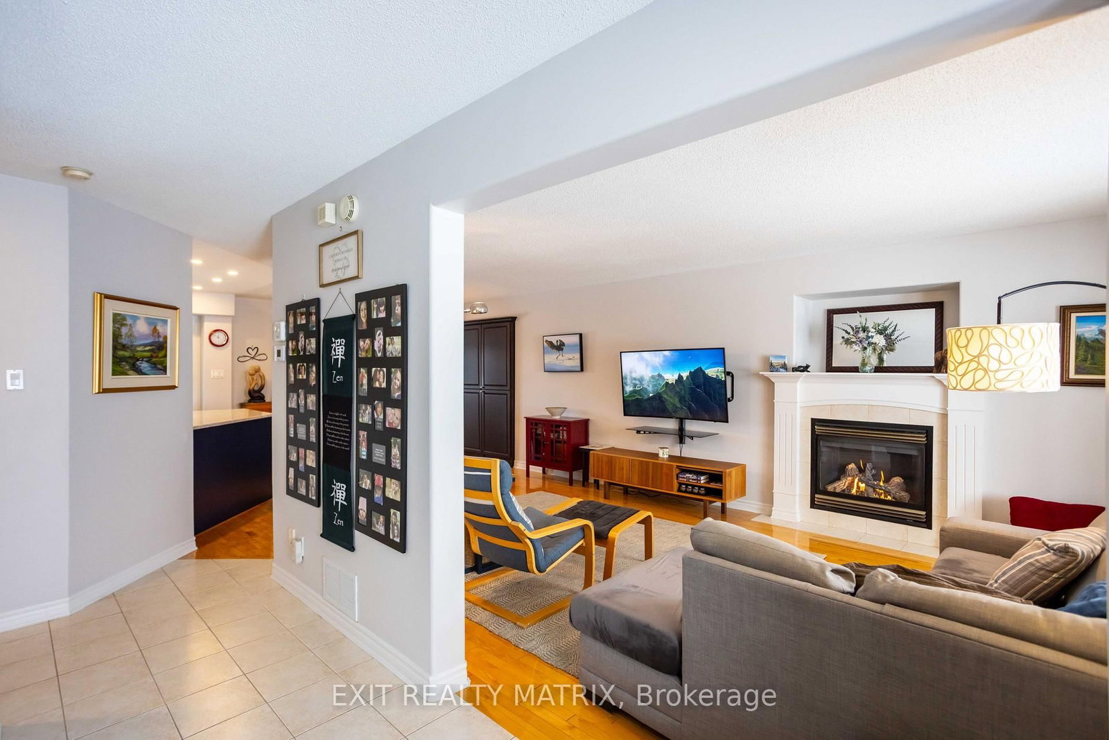 Detached House for sale at 106 Lachaine Street, Russell, Ontario, K0A 3H0 - Embrun - MLS: X12992506