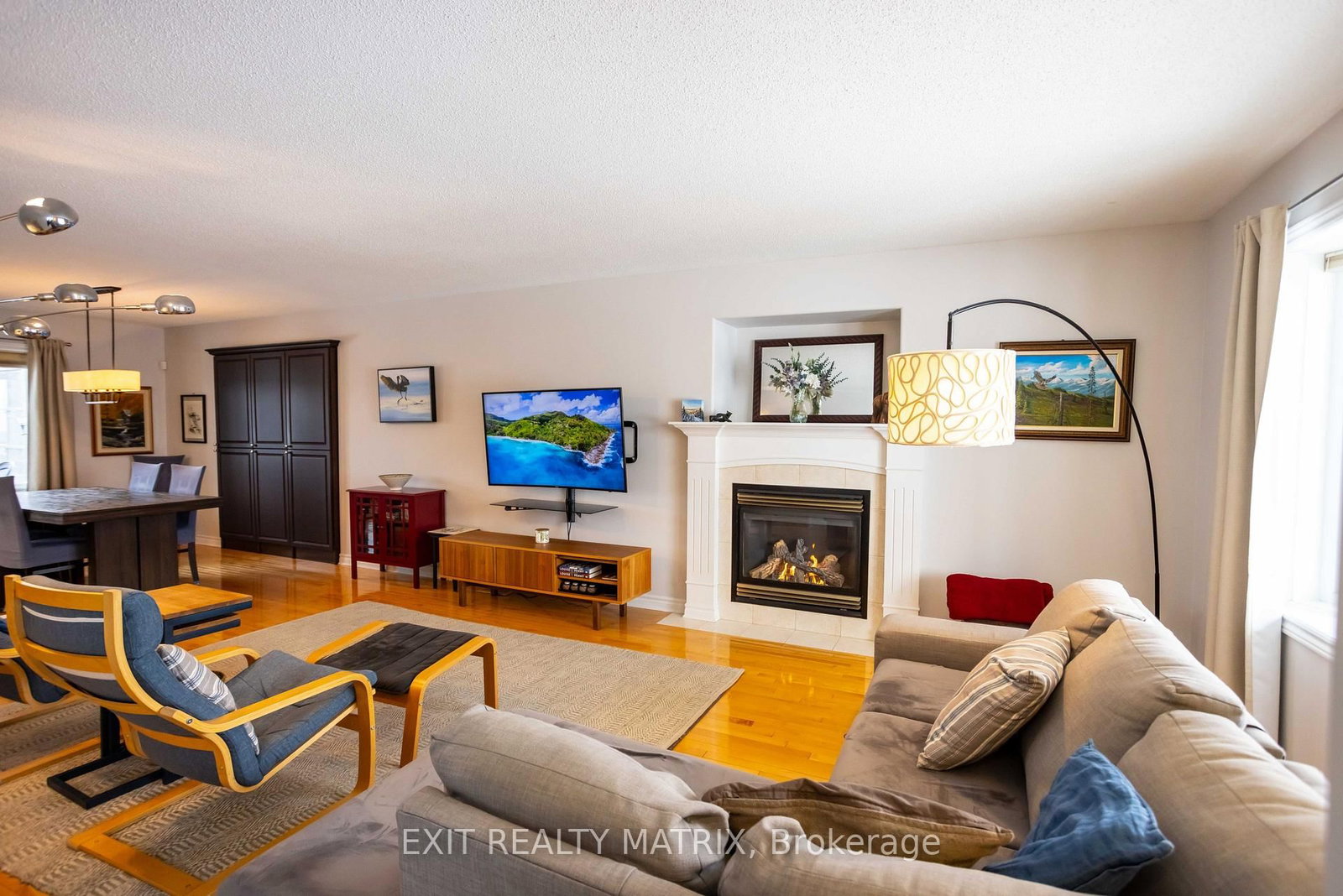 Detached House for sale at 106 Lachaine Street, Russell, Ontario, K0A 3H0 - Embrun - MLS: X12992506