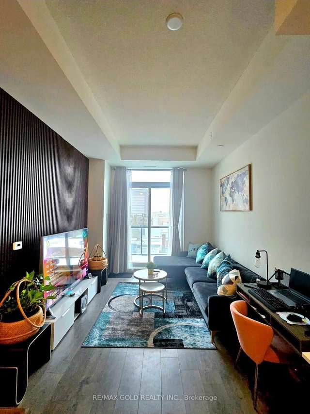 416 - 55 Duke Street