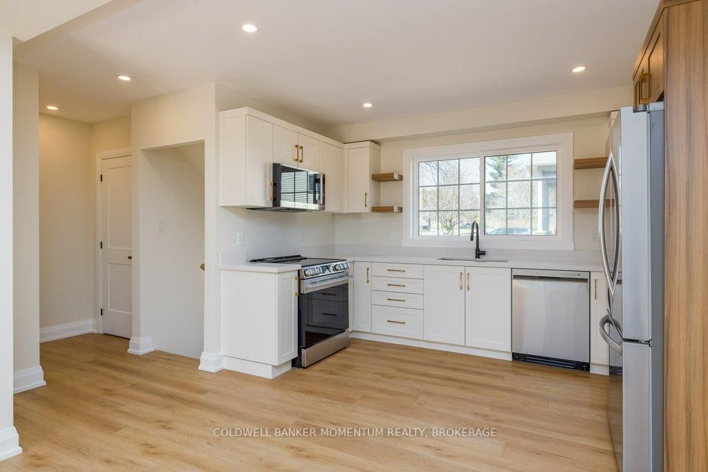 Detached House for sale at 1105 Haist Street, Pelham, Ontario, L0S 1E2 - Fonthill - MLS: X12992542