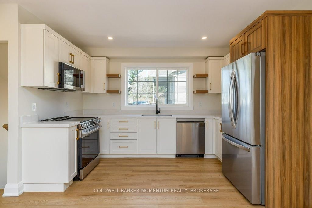 Detached House for sale at 1105 Haist Street, Pelham, Ontario, L0S 1E2 - Fonthill - MLS: X12992542