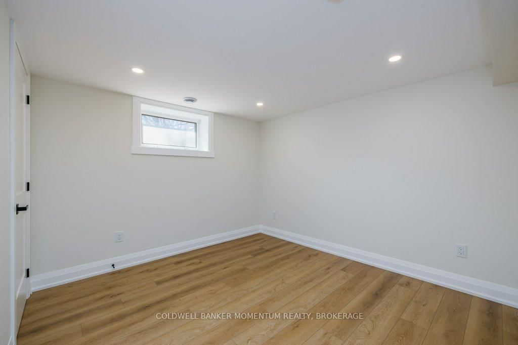 Detached House for sale at 1105 Haist Street, Pelham, Ontario, L0S 1E2 - Fonthill - MLS: X12992542