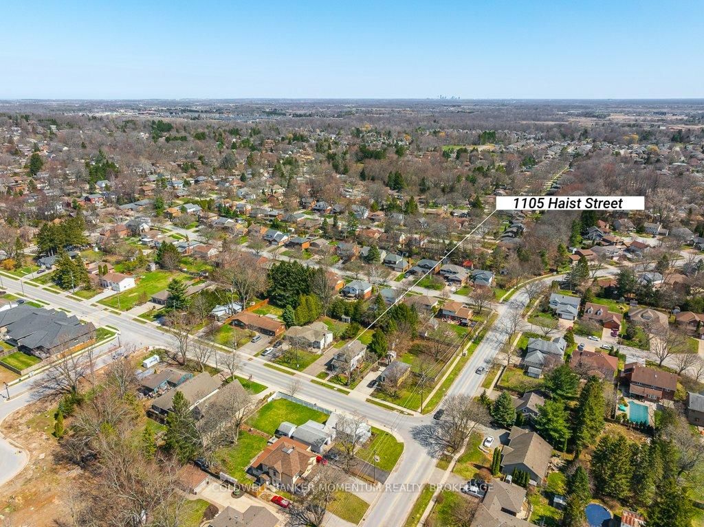 Detached House for sale at 1105 Haist Street, Pelham, Ontario, L0S 1E2 - Fonthill - MLS: X12992542