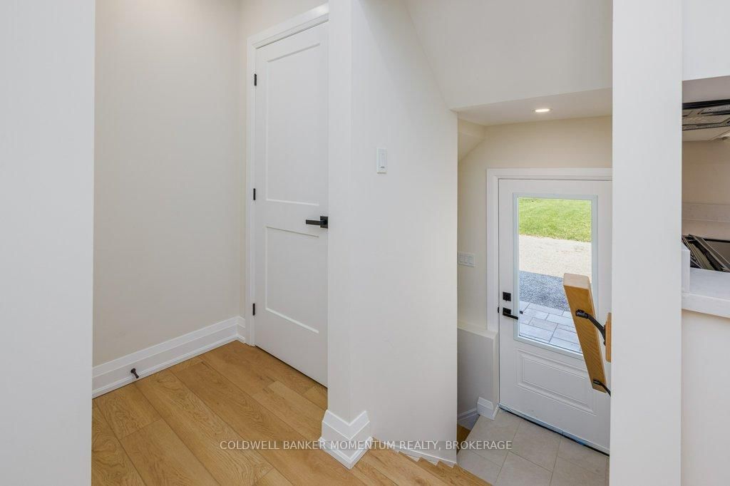 Detached House for sale at 1105 Haist Street, Pelham, Ontario, L0S 1E2 - Fonthill - MLS: X12992542