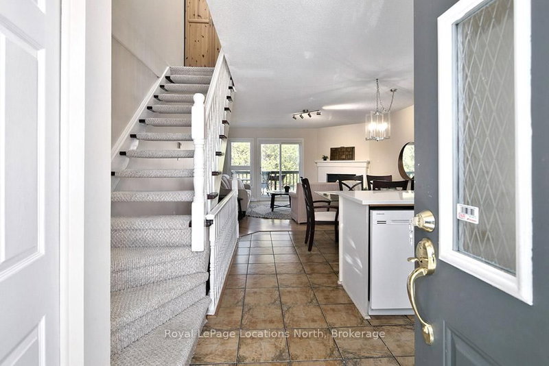 52 - 100 Alice Street W