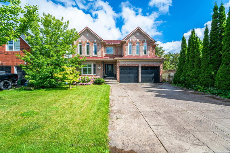 home for sale on 52 Canning Crescent