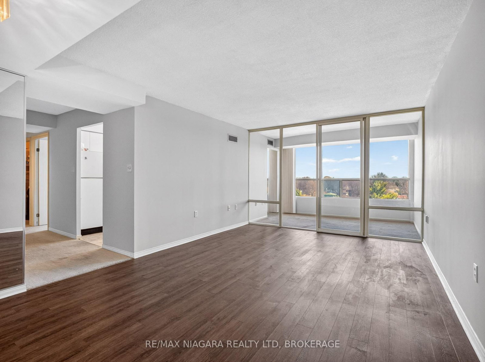 5100 Dorchester Road, Unit 701 - Photo 21