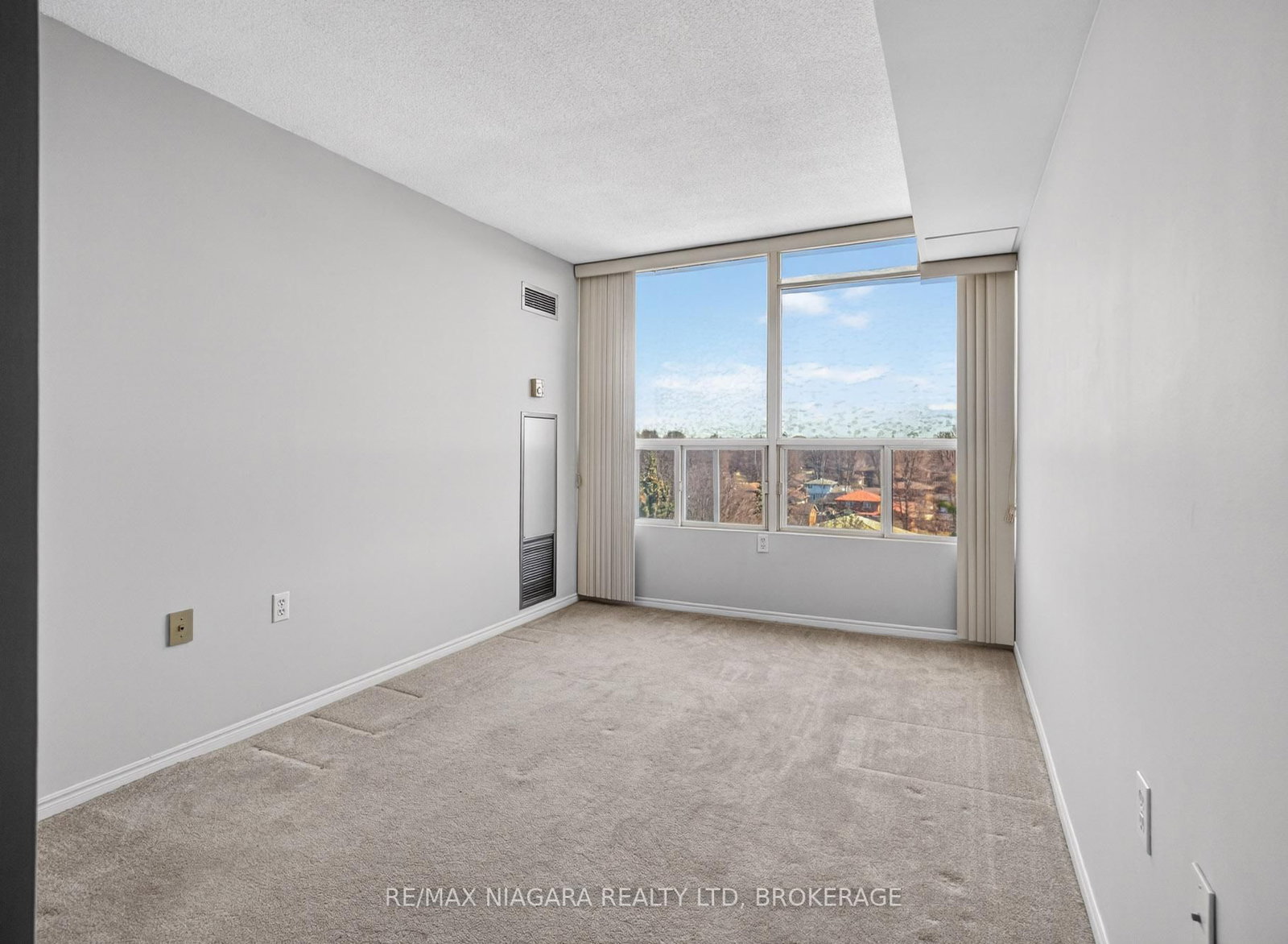 5100 Dorchester Road, Unit 701 - Photo 22