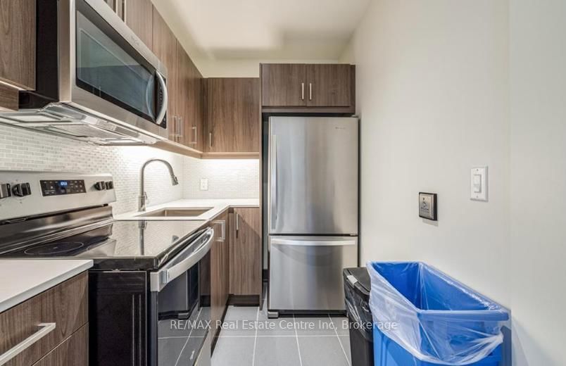 479 CHARLTON Avenue E, Unit 501 - Photo 18