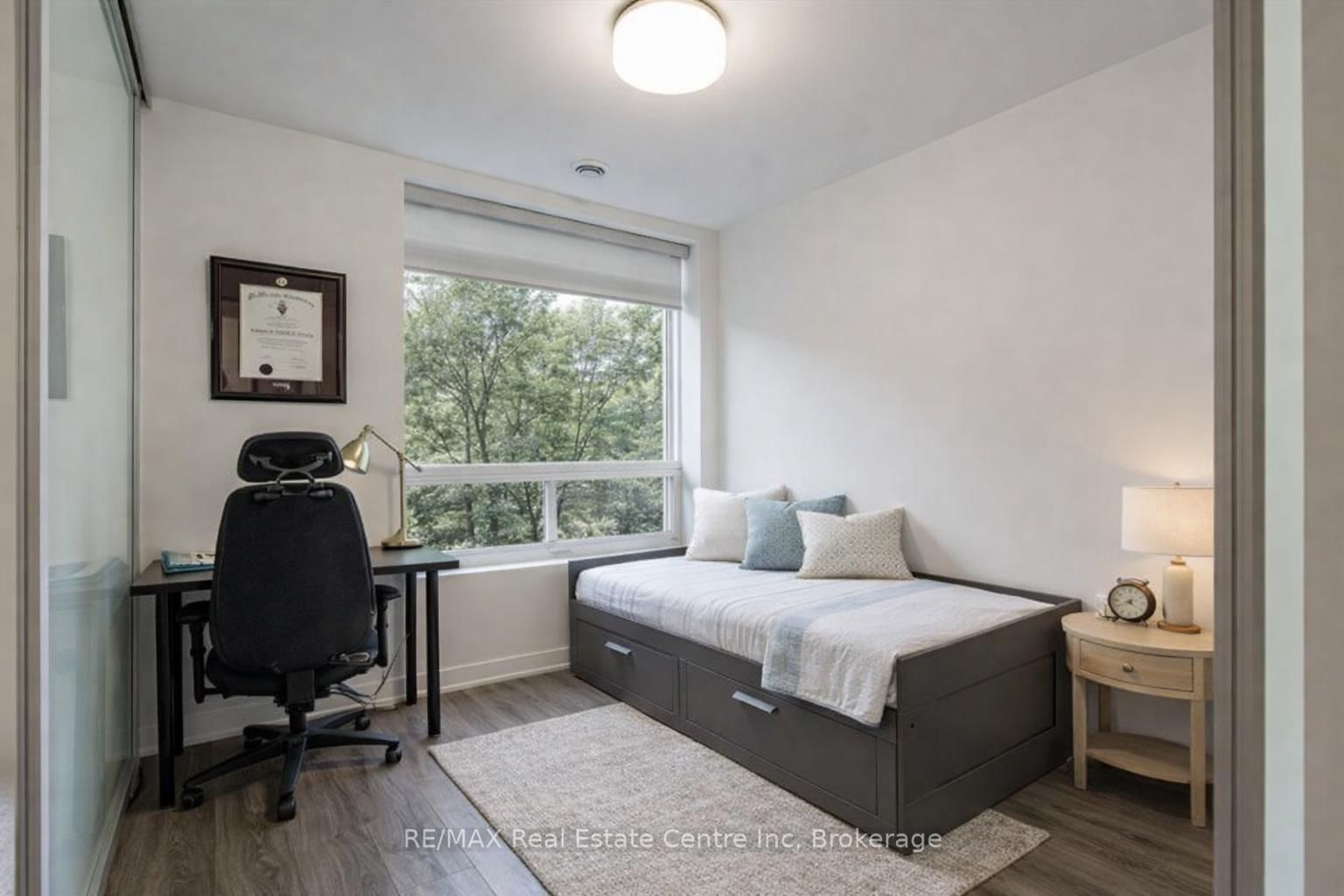 479 CHARLTON Avenue E, Unit 501 - Photo 8