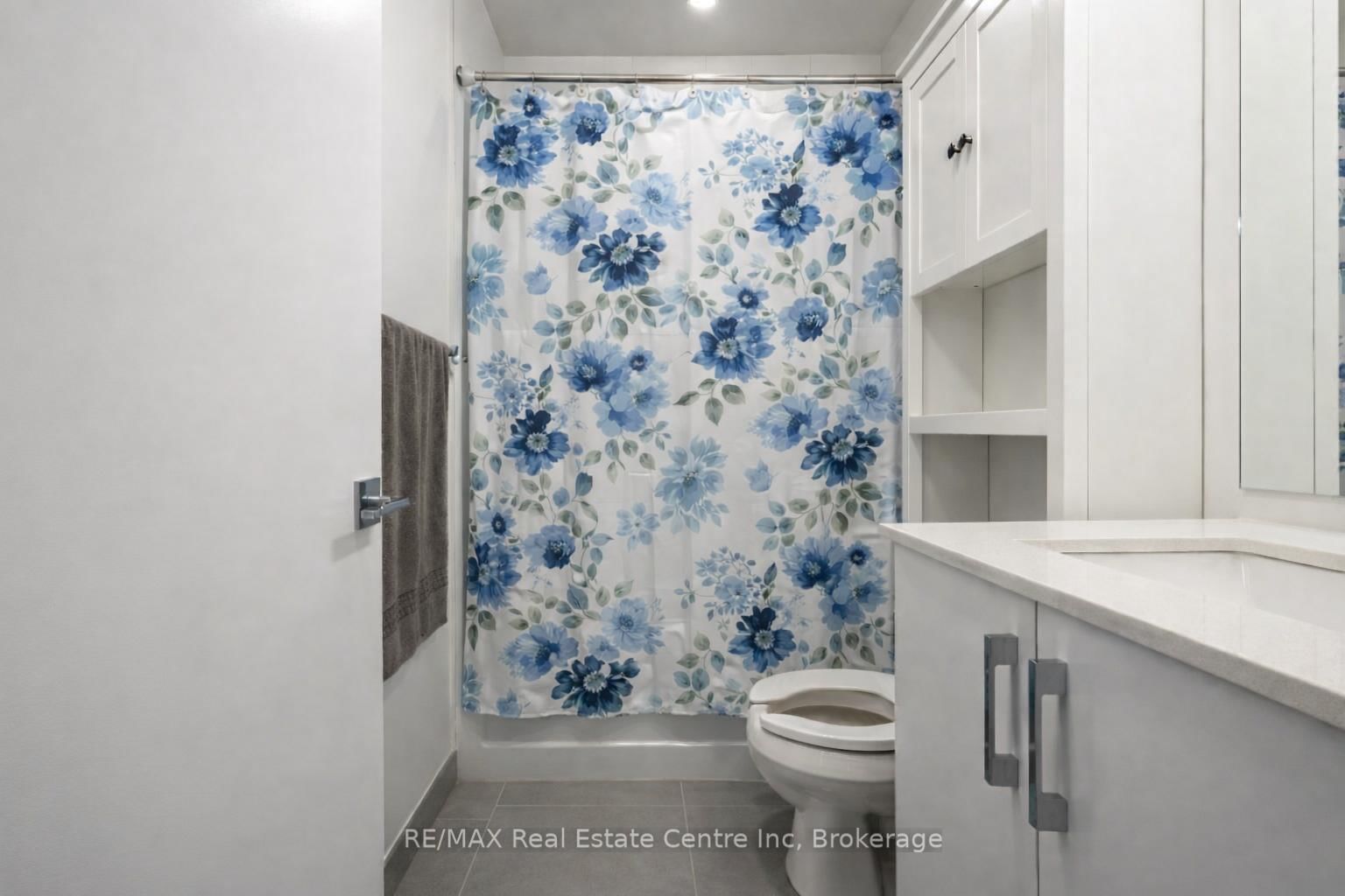 479 CHARLTON Avenue E, Unit 501 - Photo 9