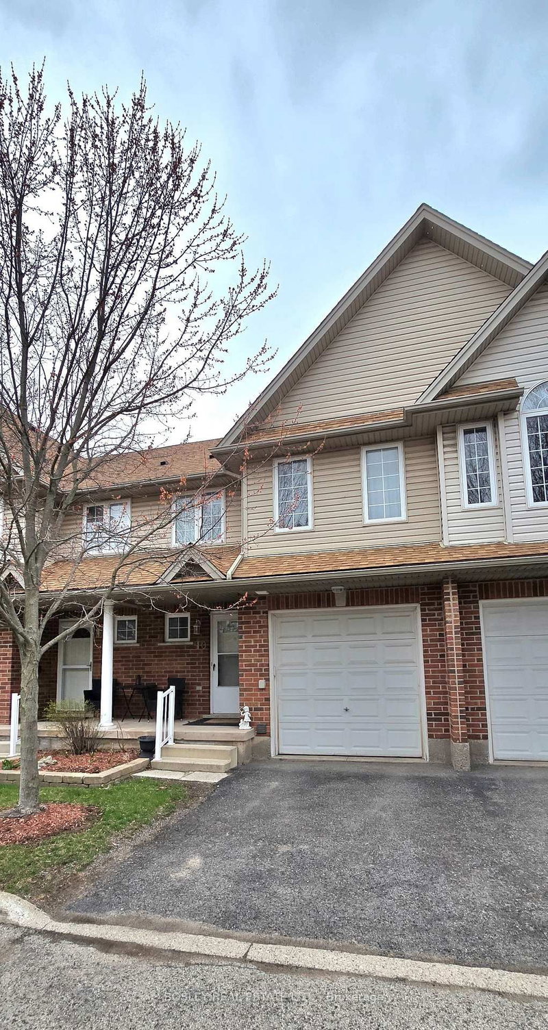 10 - 6263 Valley Way, Niagara Falls, L2E 0A1 | Image 2