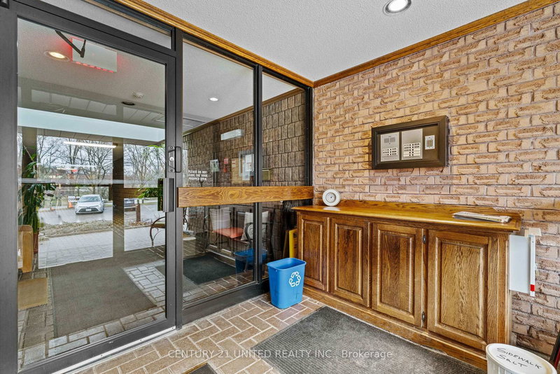 3 - 660 Whitaker St, Peterborough, K9H 7L5 | Image 2