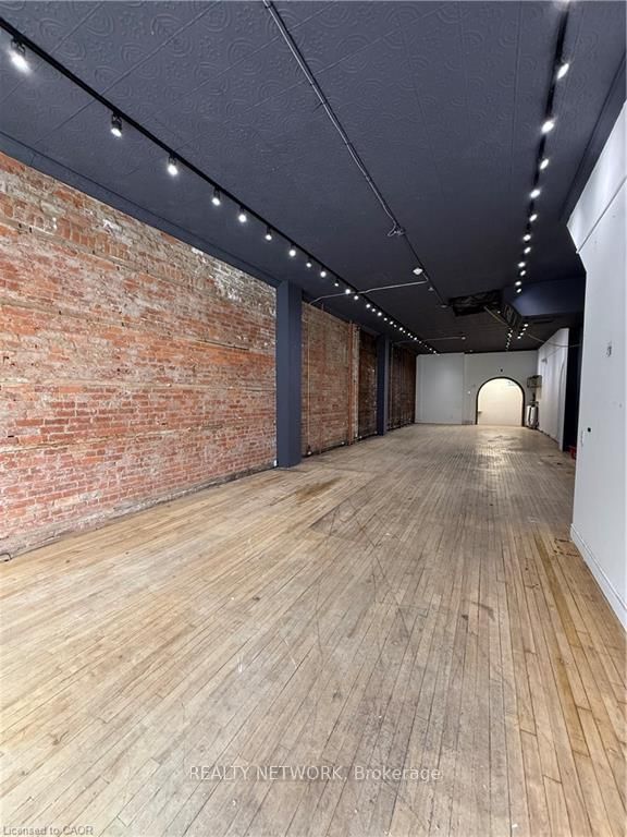 228 James Street N - Photo 4