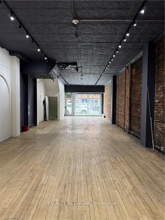 228 James Street N - Photo 5