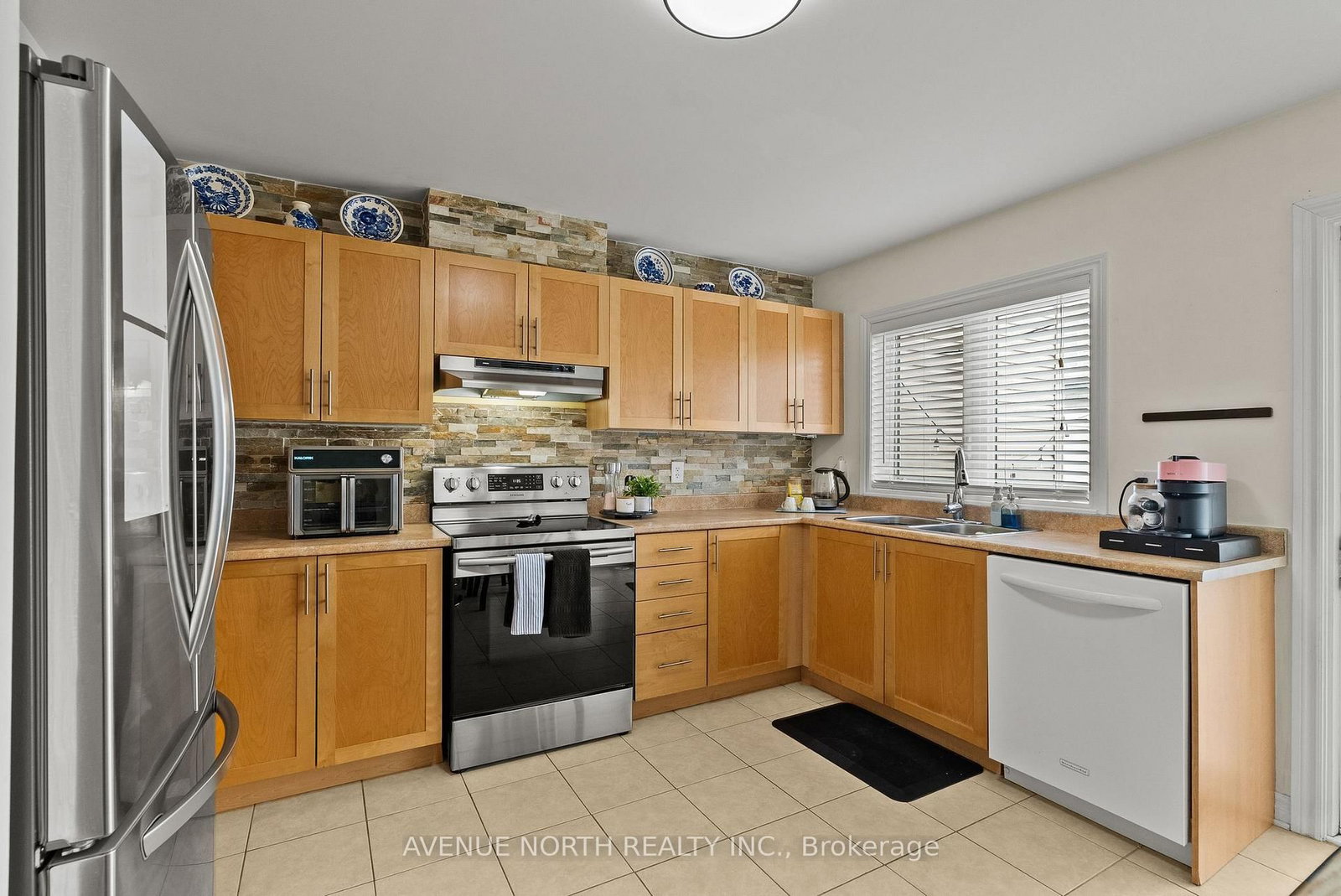 3843 STRANDHERD Drive, Unit F - Photo 8